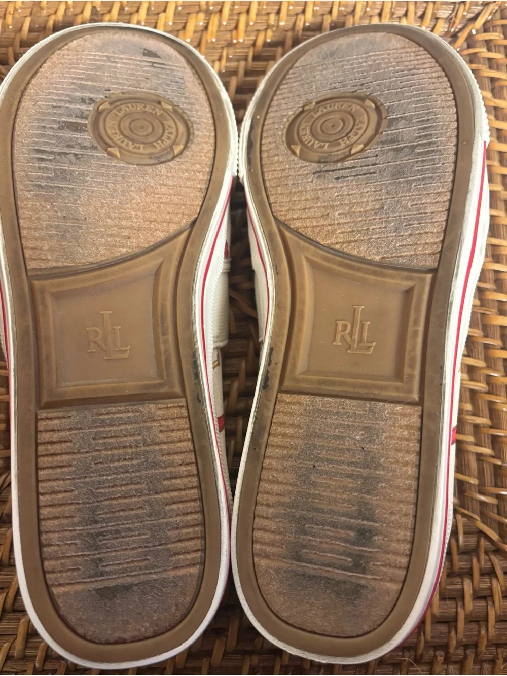 LAUREN Ralph Lauren Jiny White Slip-On Sneakers with Equine Chain Print, size 8 - Picture 7 of 8